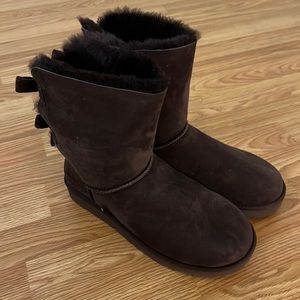 UGG Bailey Bow Corduroy Brown Size 11 NWT and Box